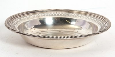 Lot 41 - A Gorham for J E Caldwell sterling silver dish,...