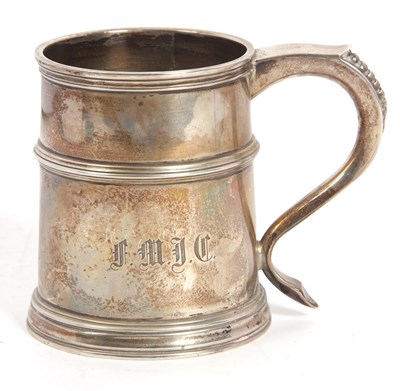 Lot 4 - A George V silver tankard of tapering...