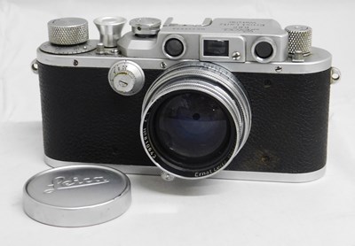 Lot 51 - A Leica IIb camera, serial no. 326632, c. 1939,...