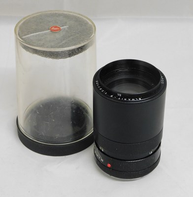 Lot 58 - Leica: a Leitz Wetzlar Elmarit-R lens, serial...