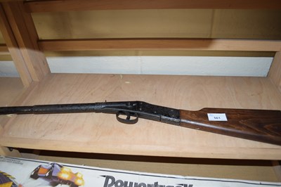 Lot 561 - SMALL AIR RIFLE