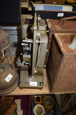 Lot 614 - SPECTO PROJECTOR