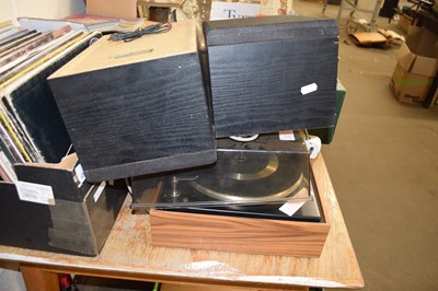 Lot 628 - VINTAGE GARRARD RECORD PLAYER AND SPEAKERS