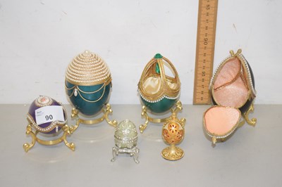 Lot 90 - A group of modern miniature model eggs