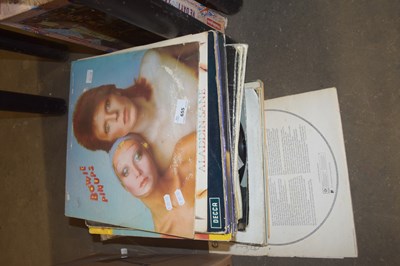 Lot 655 - MIXED LOT OF RECORDS TO INCLUDE DAVID BOWIE