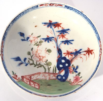 Lot 98 - Lowestoft porcelain tea bowl and saucer, circa...
