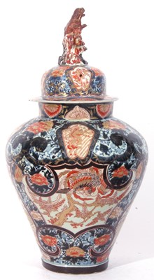 Lot 112 - Large Japanese Arita jar and cover, early 19th...