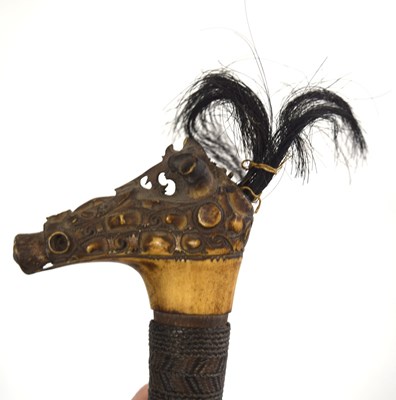 Lot 61 - Borneo: Dayak / head hunter Mandau or malat...