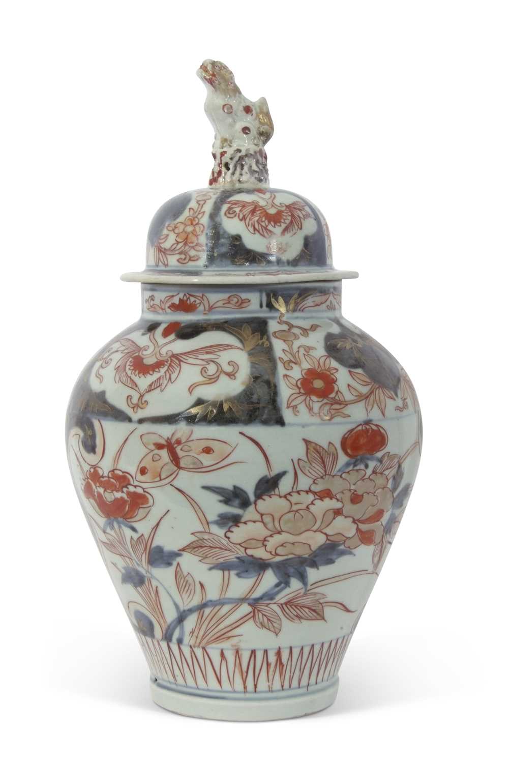 Lot 114 - Japanese Arita jar and cover with lion finial...