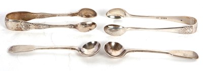 Lot 175 - A pair of Victorian fiddle pattern silver...