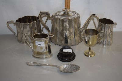 Lot 10 - Mixed Lot: Various silver plated tea wares