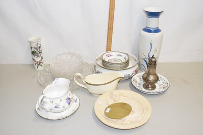 Lot 24 - Collection of assorted ceramics, vases, glass...