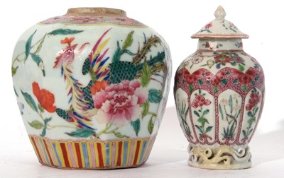 Lot 131 - 18th century Chinese porcelain tea caddy and...