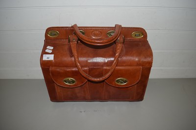 Lot 22 - LEATHER WESTERN STYLE BAG