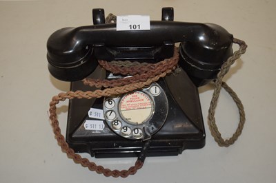 Lot 101 - Vintage bakelite cased telephone