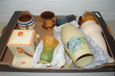 Lot 42 - BOX VARIOUS MIXED ITEMS TO INCLUDE VASES, ART...