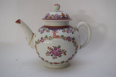 Lot 104 - Lowestoft porcelain tea pot, circa 1780,...