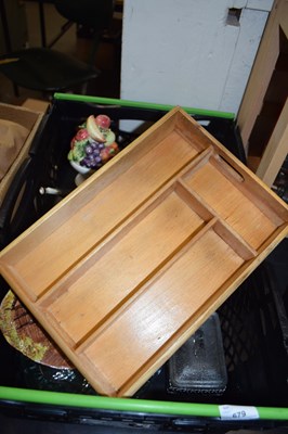 Lot 679 - BOX VARIOUS MIXED CERAMICS, GLASS WARES, CASED...