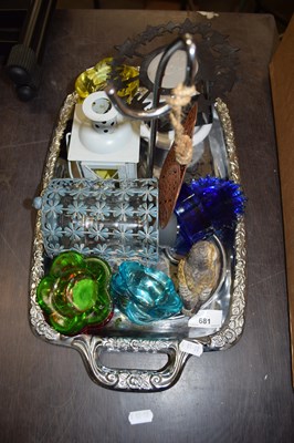 Lot 681 - TRAY OF MIXED ITEMS TO INCLUDE GLASS CANDLE...