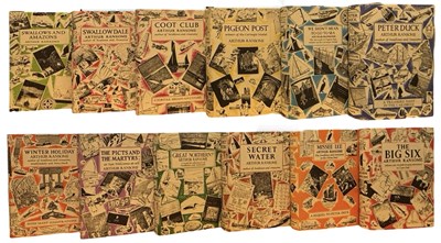 Lot 348 - ARTHUR RANSOME: SWALLOWS AND AMAZONS 12 VOLUME...