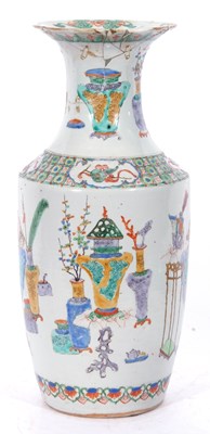 Lot 163 - Late 18th century Chinese porcelain vase,...