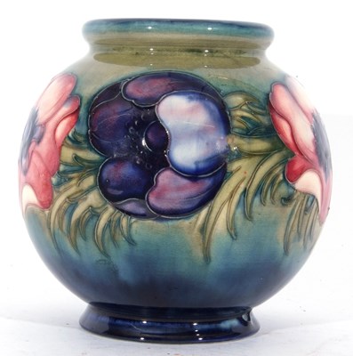Lot 172 - Mid-20th century globular Moorcroft vase...