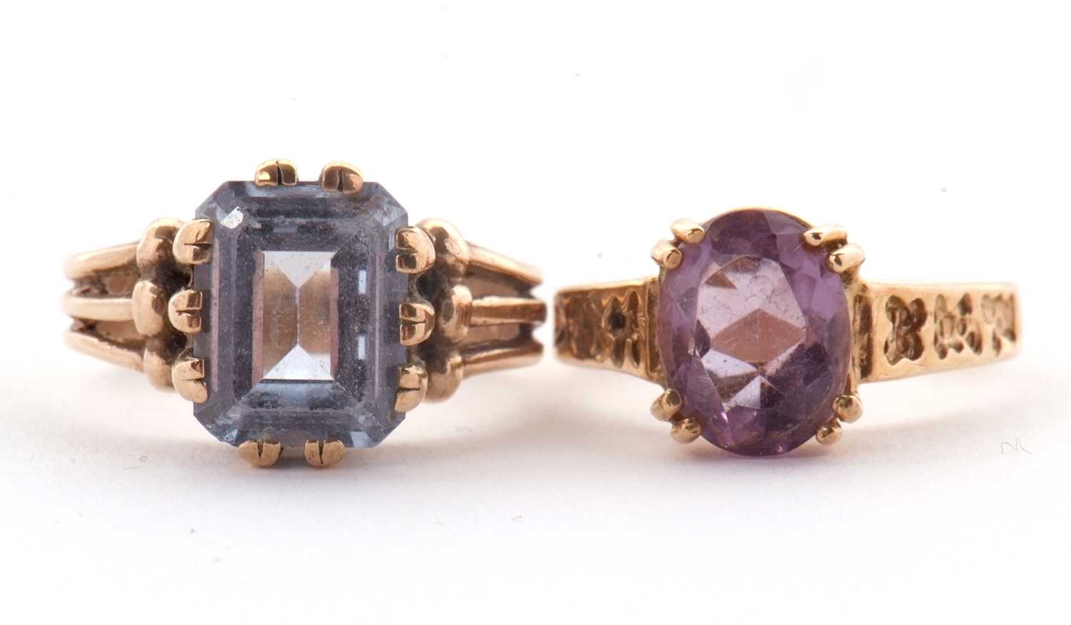Lot 89 - Two 9ct gemset rings: to include a 9ct...