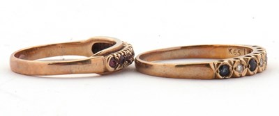 Lot 78 - Two gemset rings: to include a 9ct sapphire...