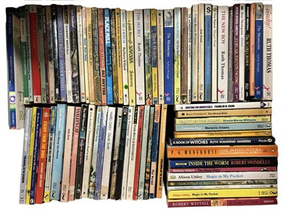 Lot 966 - ONE BOX: Various vintage Juvenile paperbacks