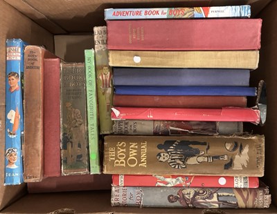 Lot 923 - ONE BOX: Various vintage Boy's annuals and...