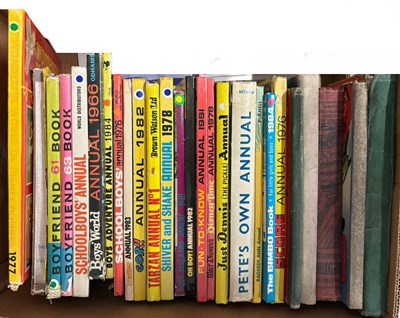 Lot 968 - ONE BOX: Various children's annuals, 1930s -...