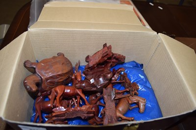 Lot 811 - BOX OF VARIOUS WOODEN ANIMAL ORNAMENTS