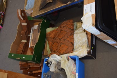 Lot 809 - Box of fabric