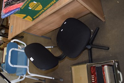 Lot 767 - Office chair