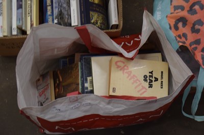 Lot 775 - Bag of mixed books