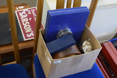 Lot 786 - Box of mixed items to include mantel clock,...