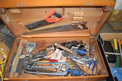 Lot 848 - CASE OF ASSORTED TOOLS