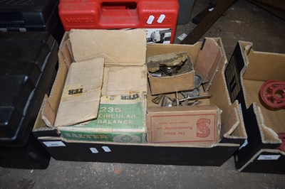 Lot 855 - BOX OF MIXED TOOLS