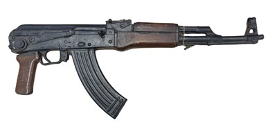 Lot 102 - PROP AK-47, as used in BLACK HAWK DOWN [dir....