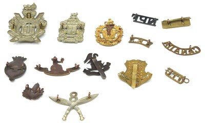 Lot 38 - Quantity of 20th century cap badges with VR...
