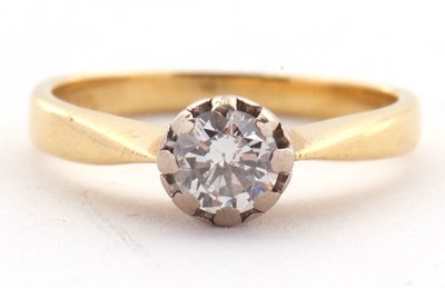 Lot 88 - An 18ct diamond ring, the round brilliant cut...