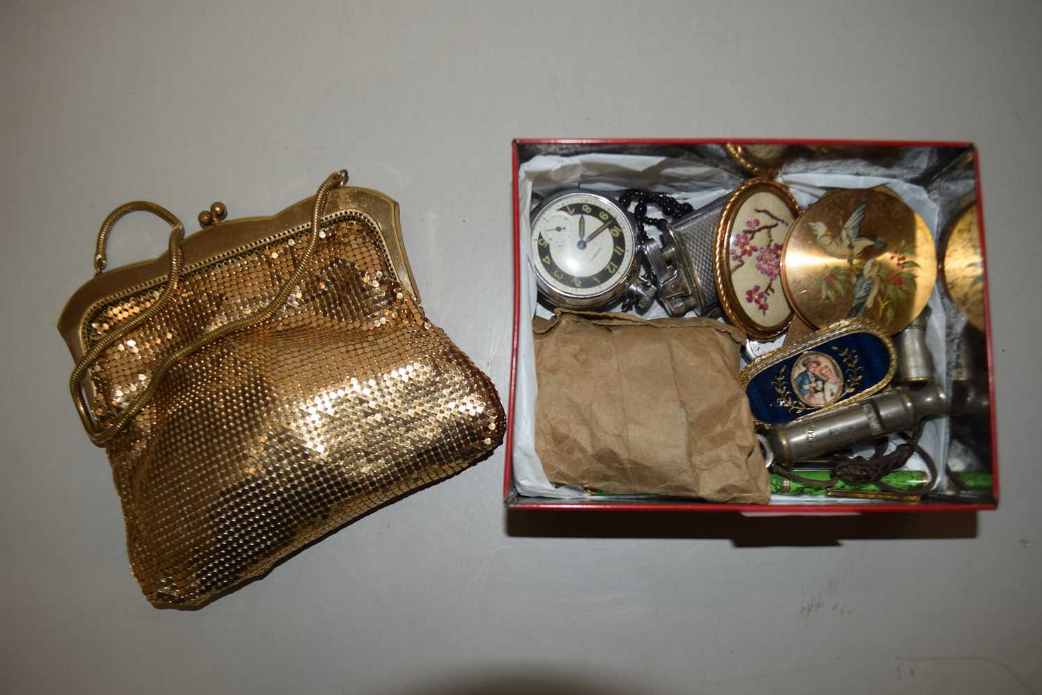Lot 108 - Box of various powder compacts, vintage...