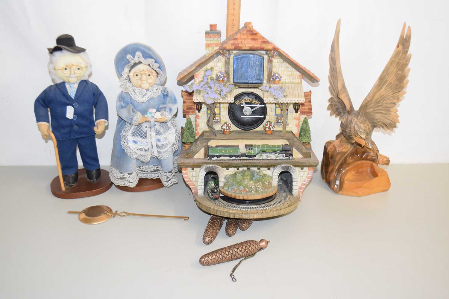 Lot 16 - A Flying Scotsman novelty clock together with...