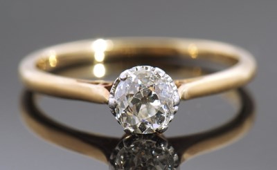 Lot 333 - Single stone diamond ring, the old cut diamond...