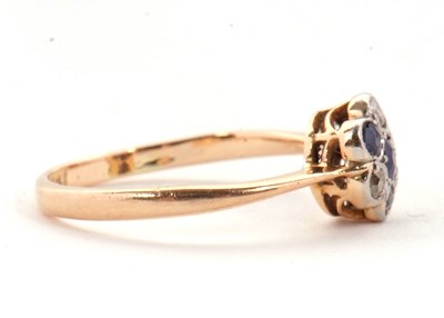 Lot 6 - An early 20th century sapphire and diamond...