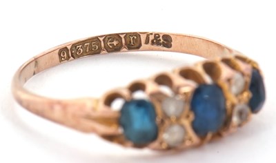 Lot 7 - An Edwardian sapphire and white stone ring,...