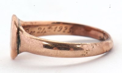 Lot 18 - A gold signet ring, with oval panel and plain...