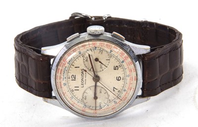 Lot 321 - A vintage Leonidas chronograph gents...