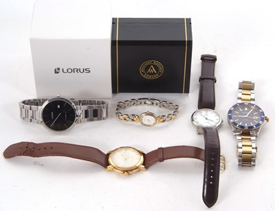 Lot 341 - Mixed Lot: Various watches to include a Rotary...