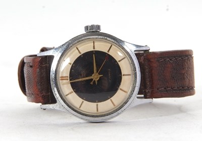 Lot 328A - A Smith's Deluxe vintage wristwatch, manually...